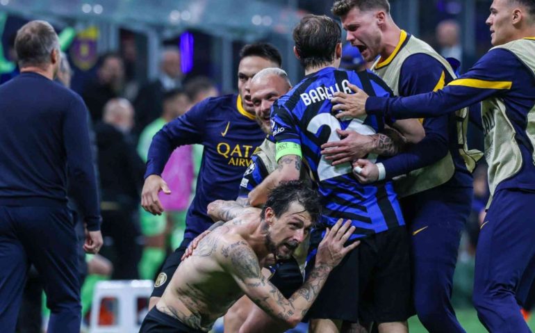 Insights from Top Soccer Tipsters for Winning Strategies
